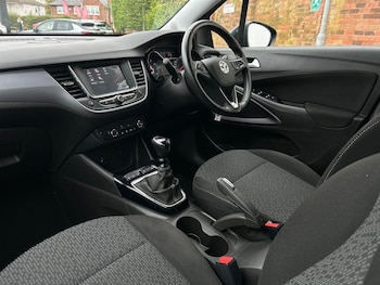Used Vauxhall Crossland 2022 for sale - 76300524: Photo