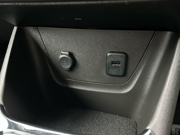 Used Vauxhall Crossland 2022 for sale - 76300524: Photo 32
