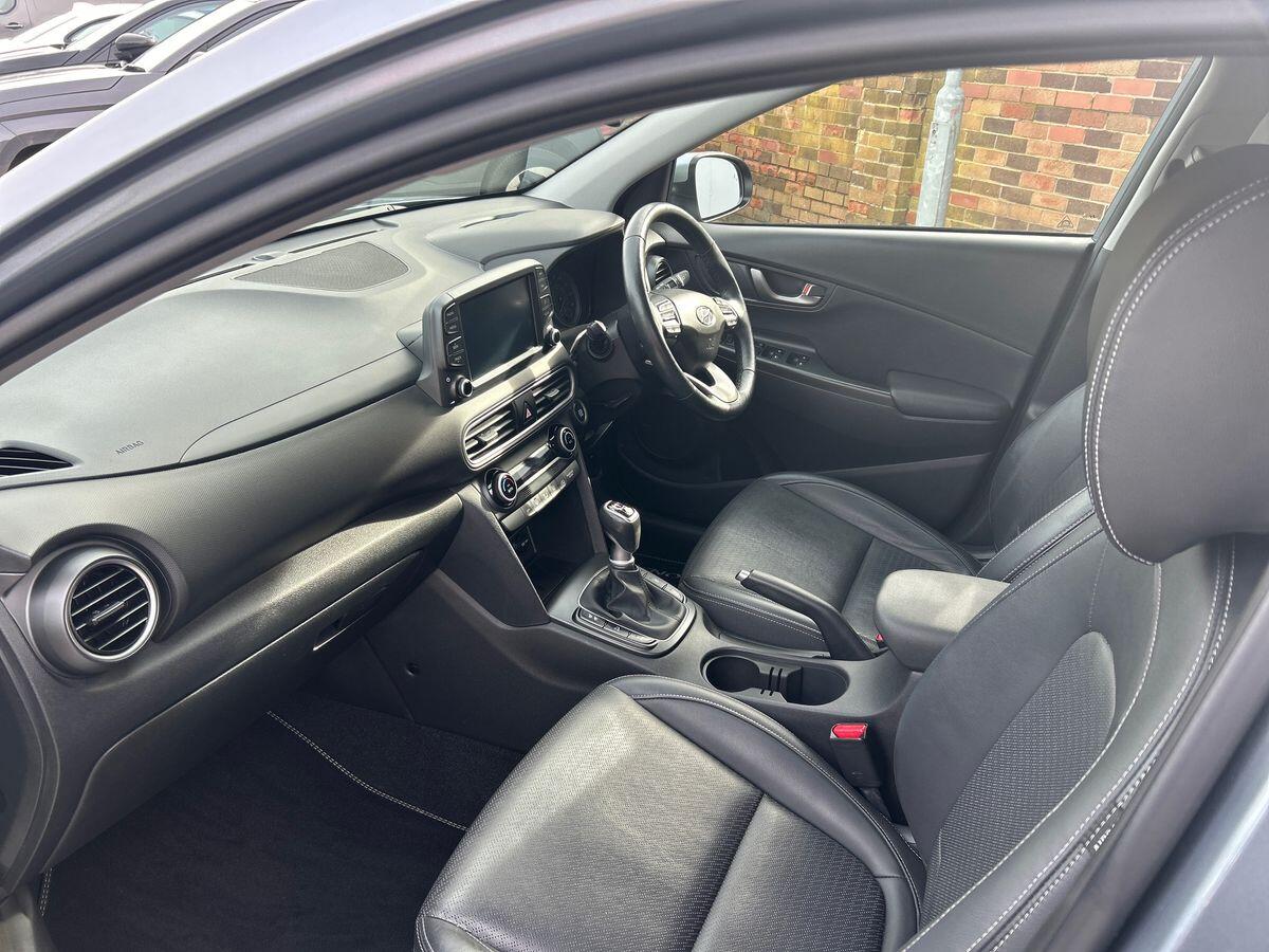 Used Hyundai KONA 2019 for sale - 77666348: Photo 2