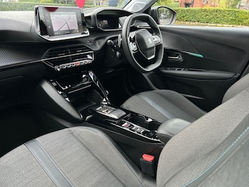 Used Peugeot 208 2023 for sale - 76300155: Photo