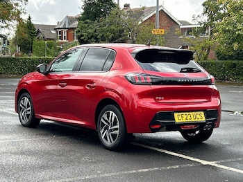 Used Peugeot 208 2023 for sale - 76300155: Photo