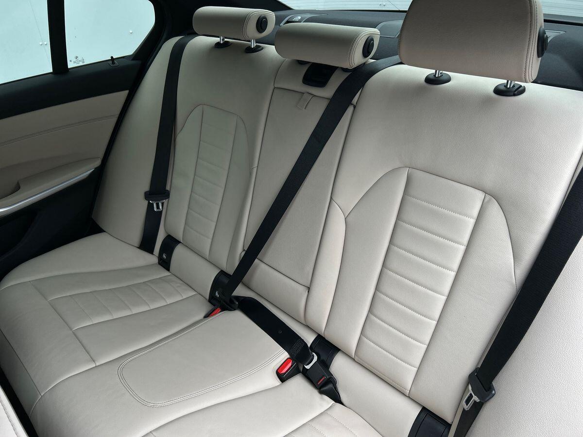 Used BMW 3 Series 2019 for sale - 76298666: Photo 21