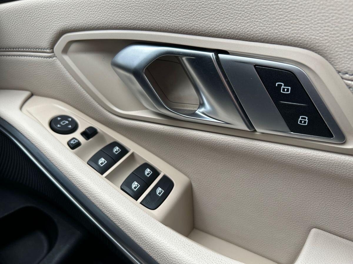 Used BMW 3 Series 2019 for sale - 76298666: Photo 31