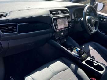 Used Nissan Leaf 2024 for sale - 74741924: Photo