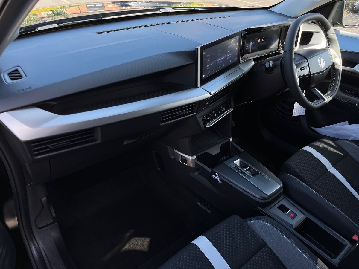 Used Vauxhall Frontera 2025 for sale - 77842807: Photo 2