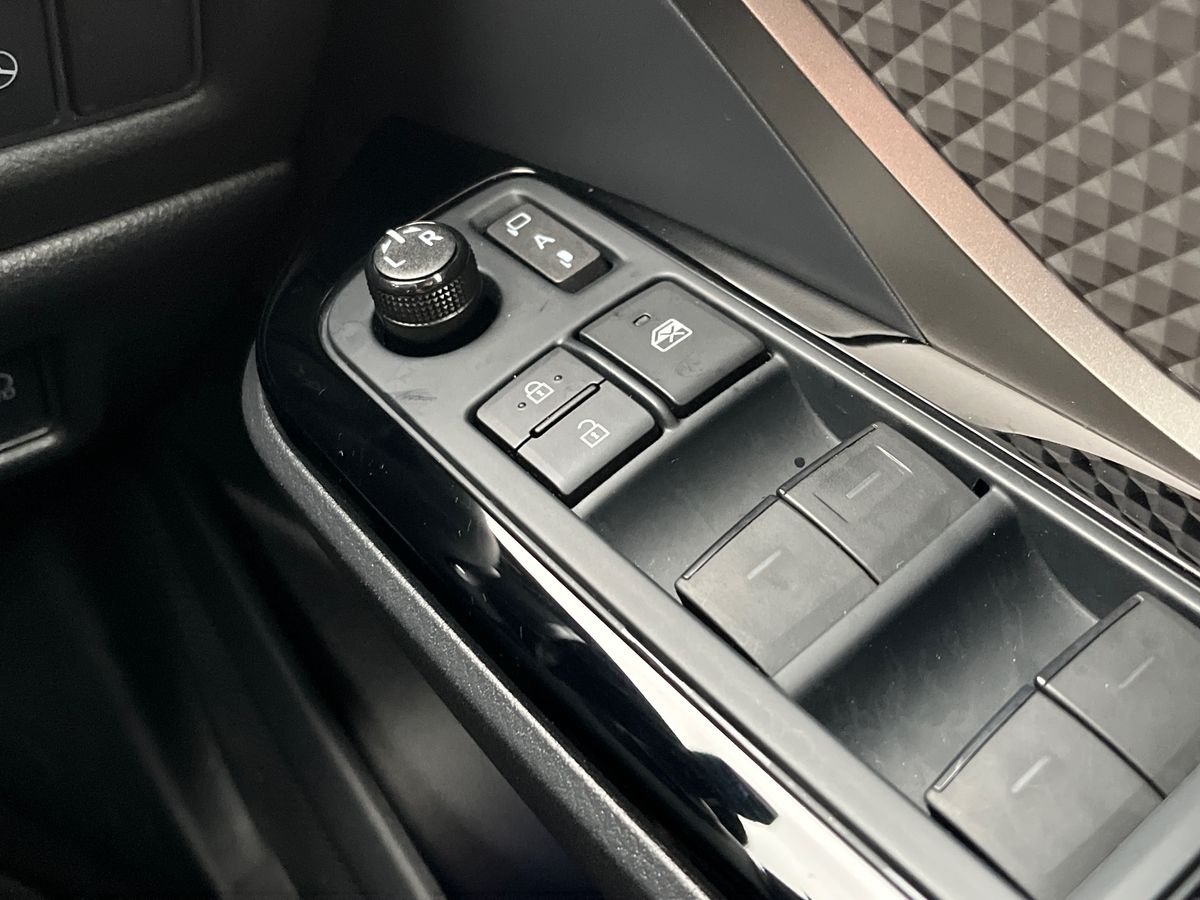 Used Toyota C-HR 2022 for sale - 76577614: Photo 24