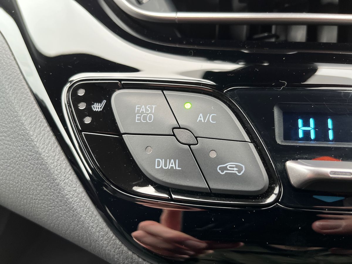 Used Toyota C-HR 2022 for sale - 76577614: Photo 31