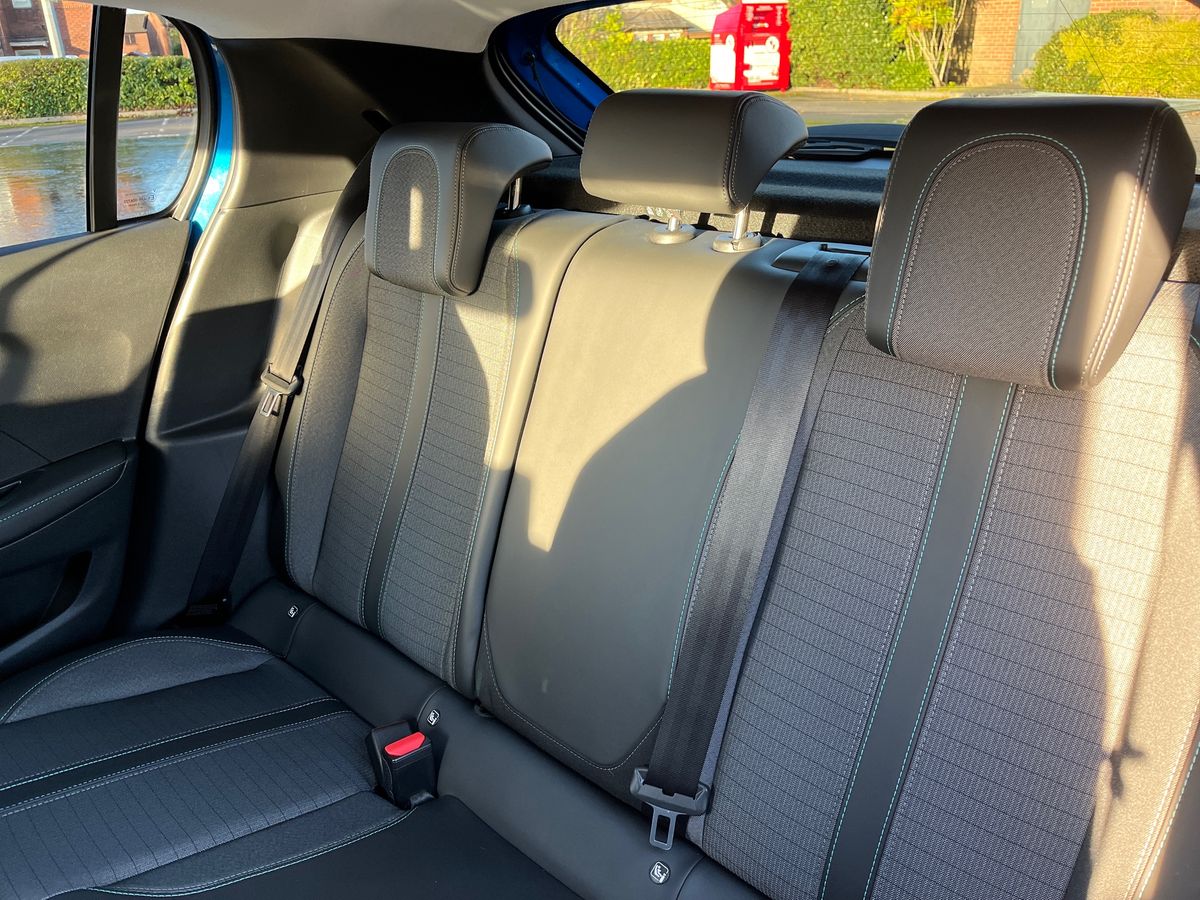 Used Peugeot 208 2020 for sale - 76641788: Photo 18