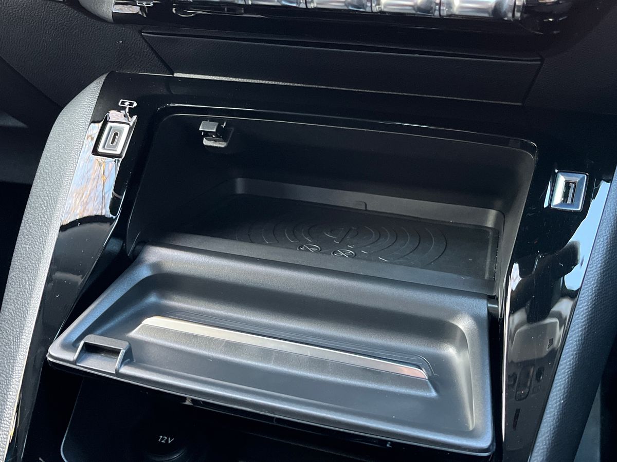 Used Peugeot 208 2020 for sale - 76641788: Photo 30