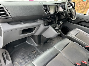 Used Vauxhall Vivaro 2021 for sale - 75337389: Photo