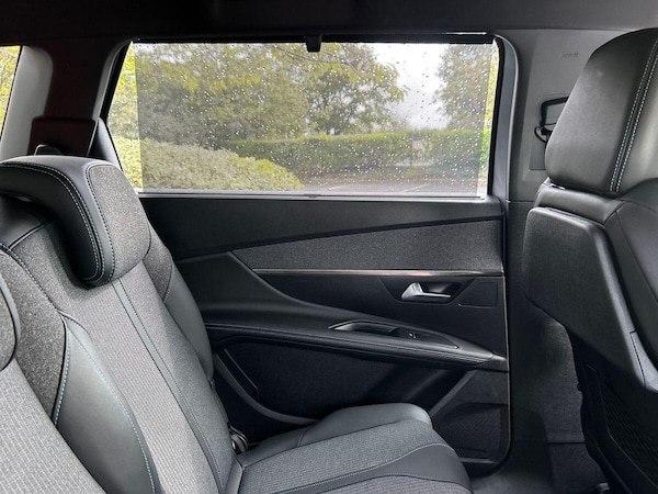 Used Peugeot 5008 2023 for sale - 76300122: Photo 23
