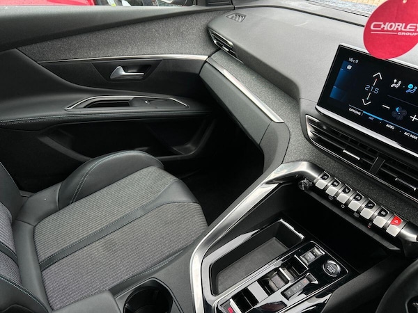 Used Peugeot 5008 2023 for sale - 76300122: Photo 32