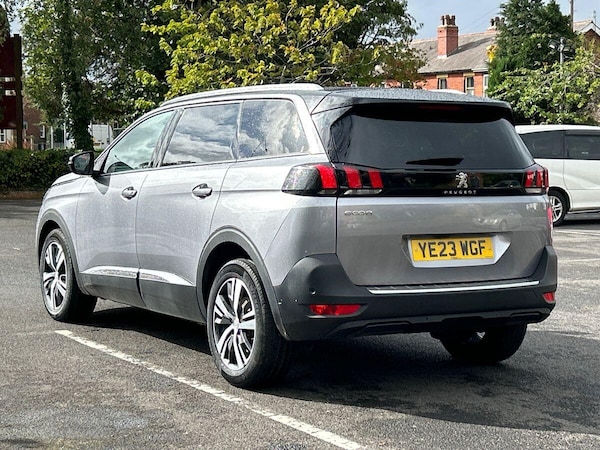 Used Peugeot 5008 2023 for sale - 76300122: Photo 3