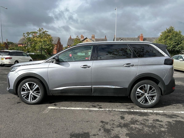 Used Peugeot 5008 2023 for sale - 76300122: Photo 6