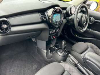 Used MINI Hatch 2019 for sale - 74816239: Photo