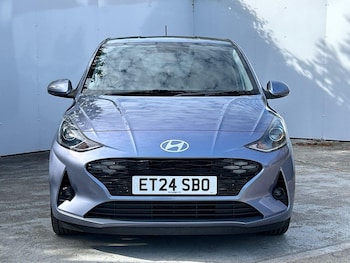 Used Hyundai i10 2024 for sale - 76249553: Photo