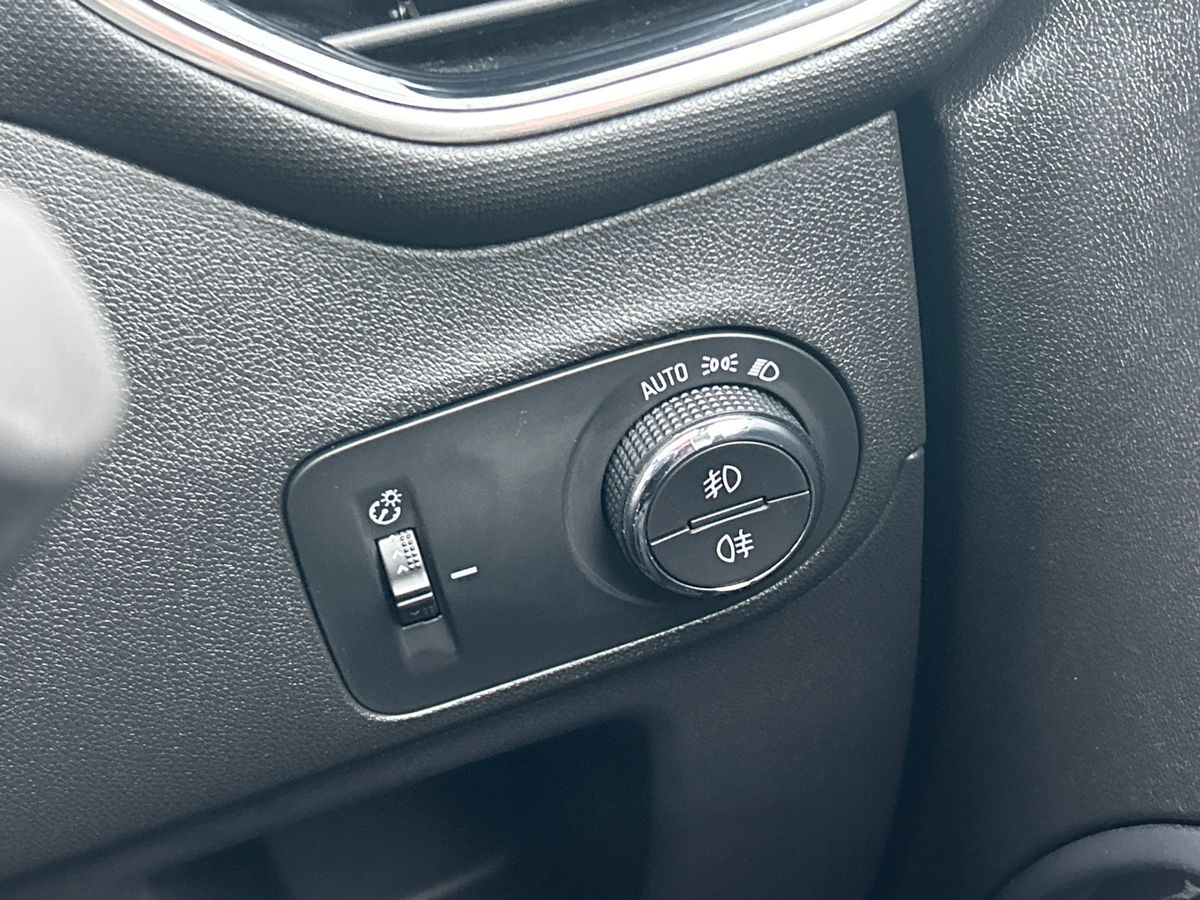 Used Vauxhall Crossland 2022 for sale - 77421572: Photo 23