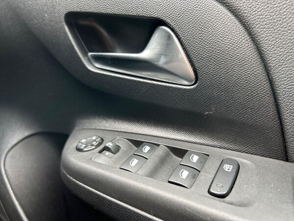 Used Vauxhall Corsa 2023 for sale - 76299966: Photo 42