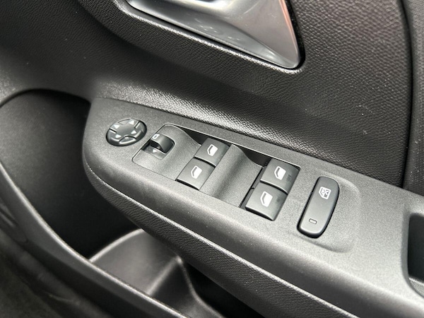 Used Vauxhall Corsa 2022 for sale - 76300031: Photo 28