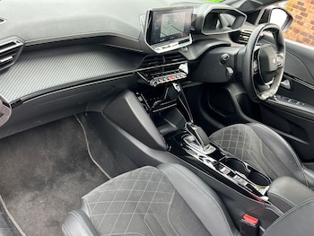 Used Peugeot E-208 2021 for sale - 75483014: Photo