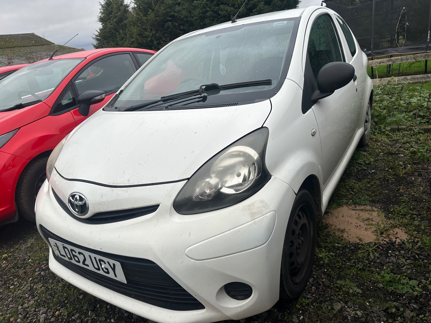 Used Toyota AYGO 2012 for sale - 76842385: Photo 2