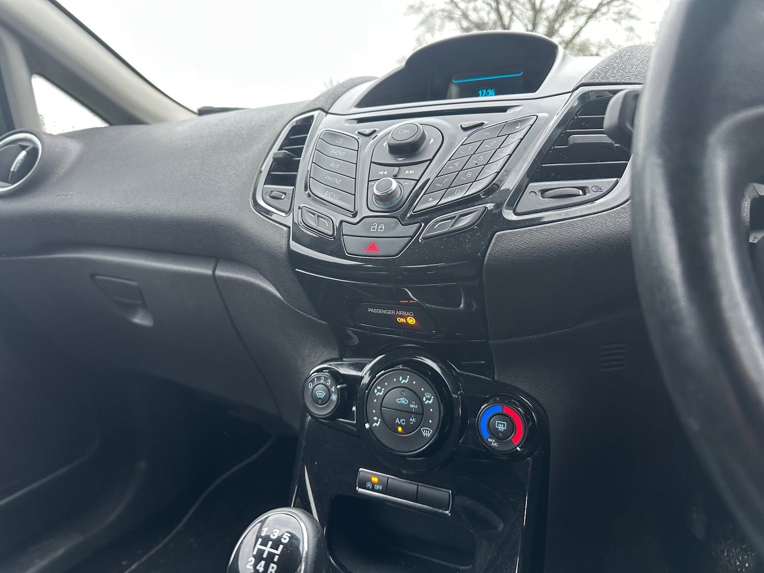 Used Ford Fiesta 2014 for sale - 77899301: Photo 10