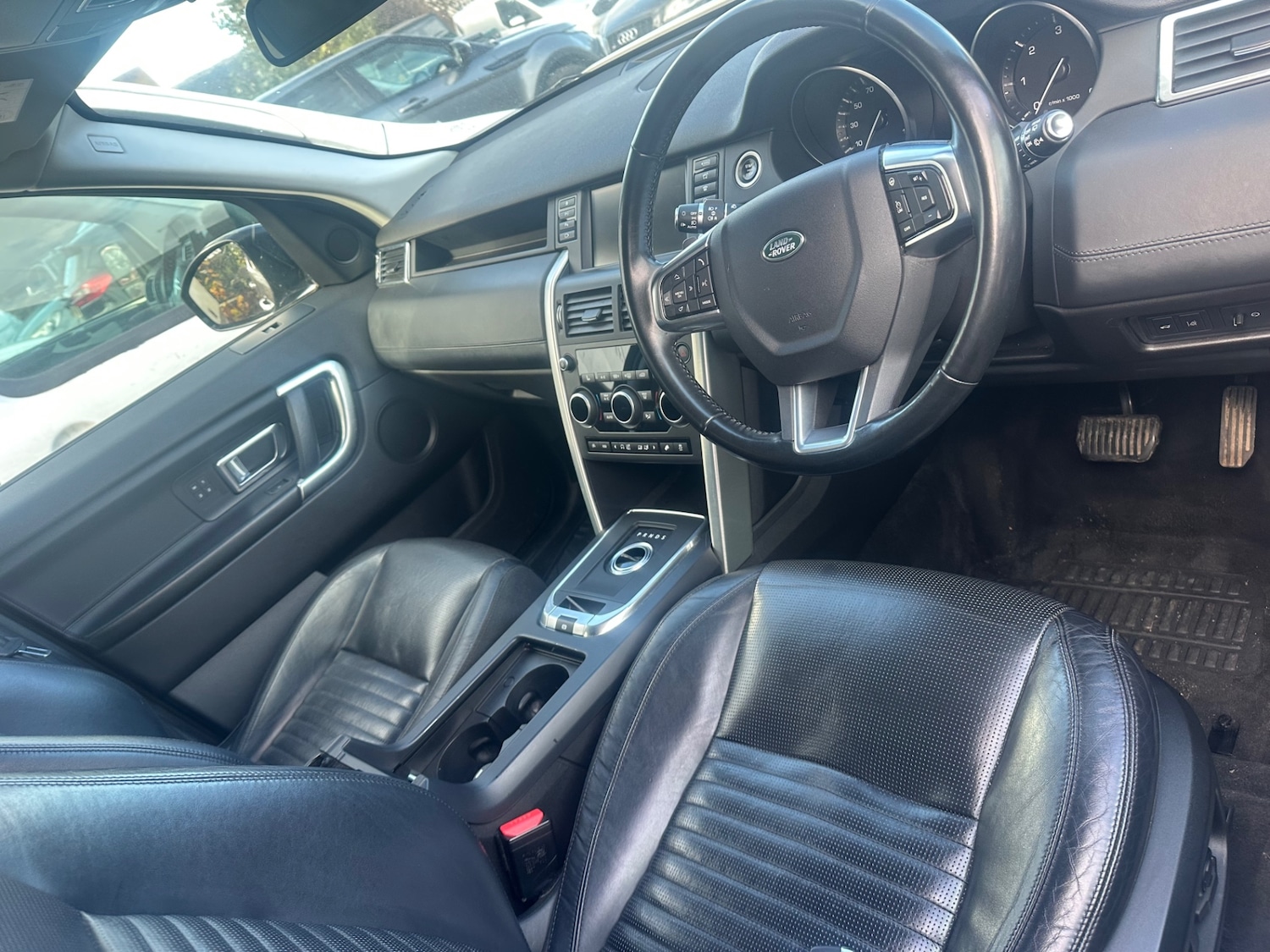 Used Land Rover Discovery Sport 2016 for sale - 76392315: Photo 10