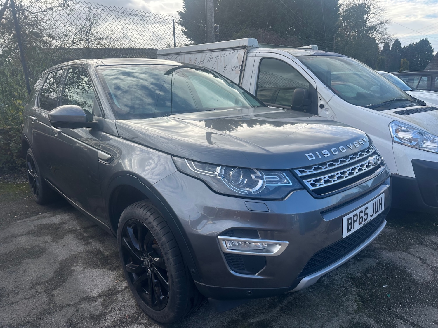 Used Land Rover Discovery Sport 2016 for sale - 76392315: Photo 3