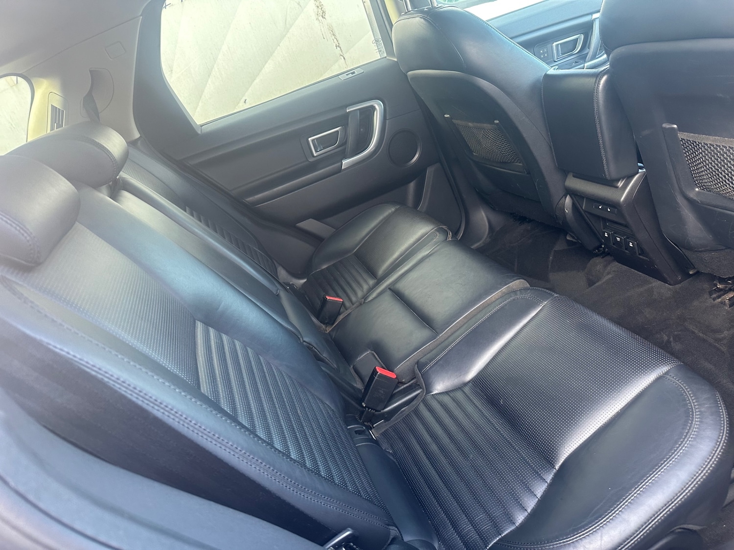 Used Land Rover Discovery Sport 2016 for sale - 76392315: Photo 7