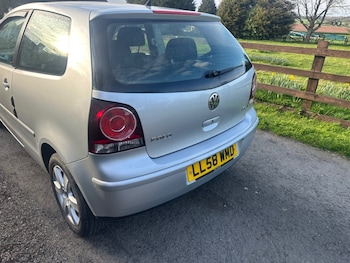 Used Volkswagen Polo 2009 for sale - 78109876: Photo