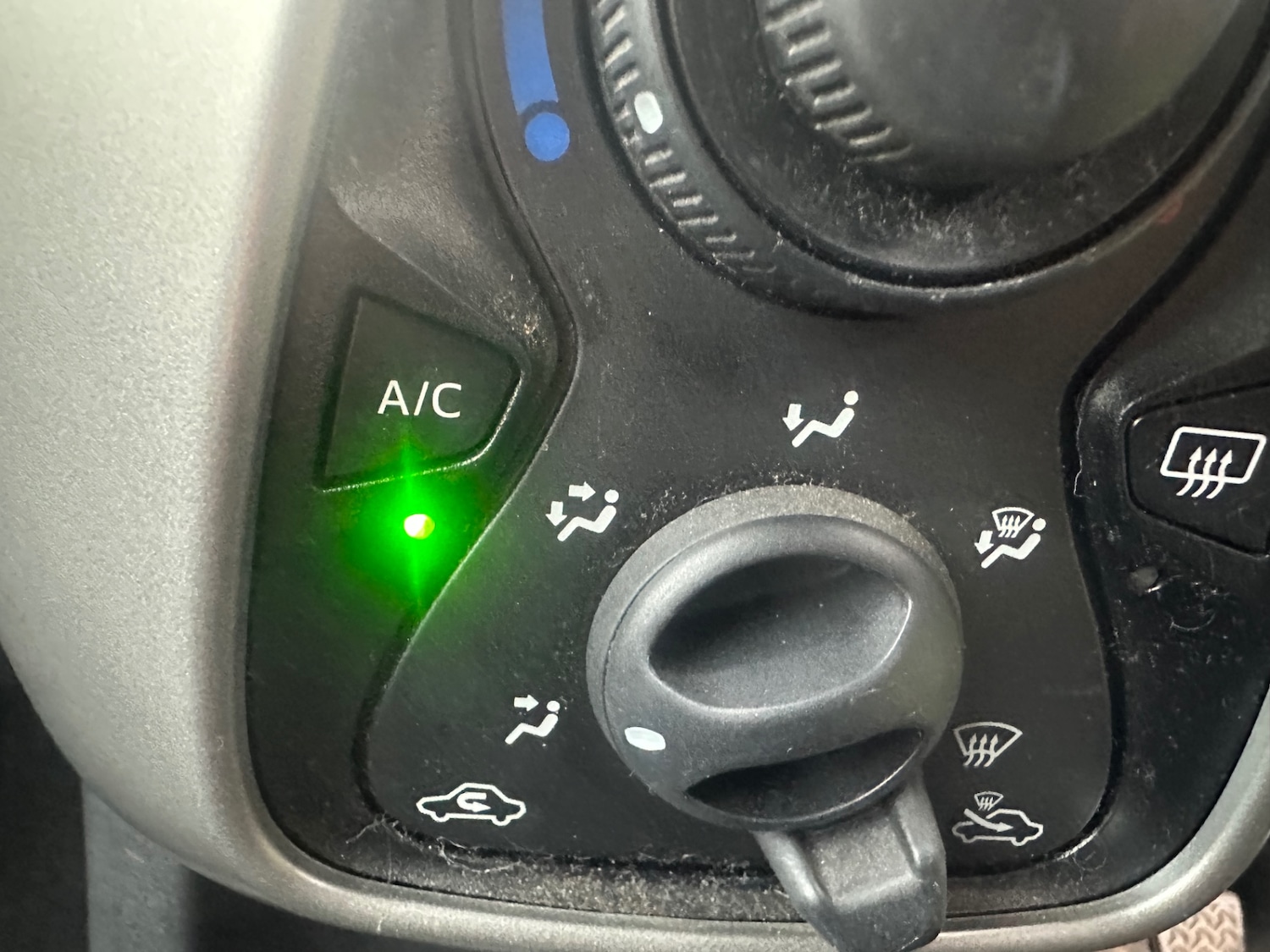 Used Citroen C1 2015 for sale - 76344640: Photo 12