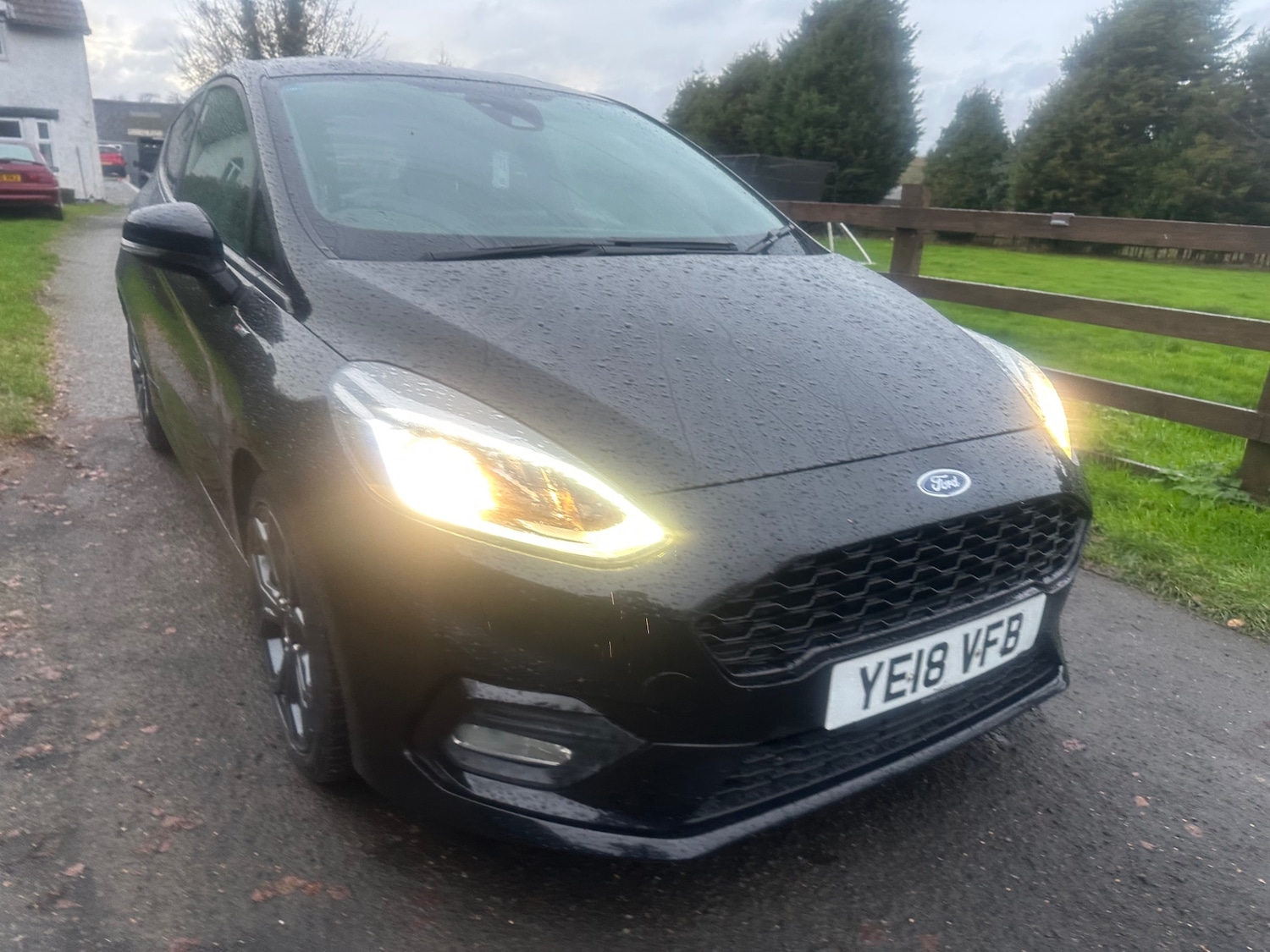 Used Ford Fiesta 2018 for sale - 76842386: Photo 3