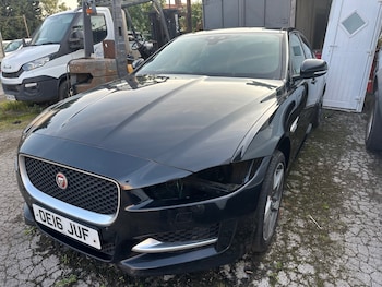 Used Jaguar XE 2016 for sale - 74970085: Photo