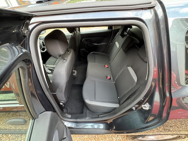 Used Dacia Duster 2019 for sale - 74965528: Photo 30