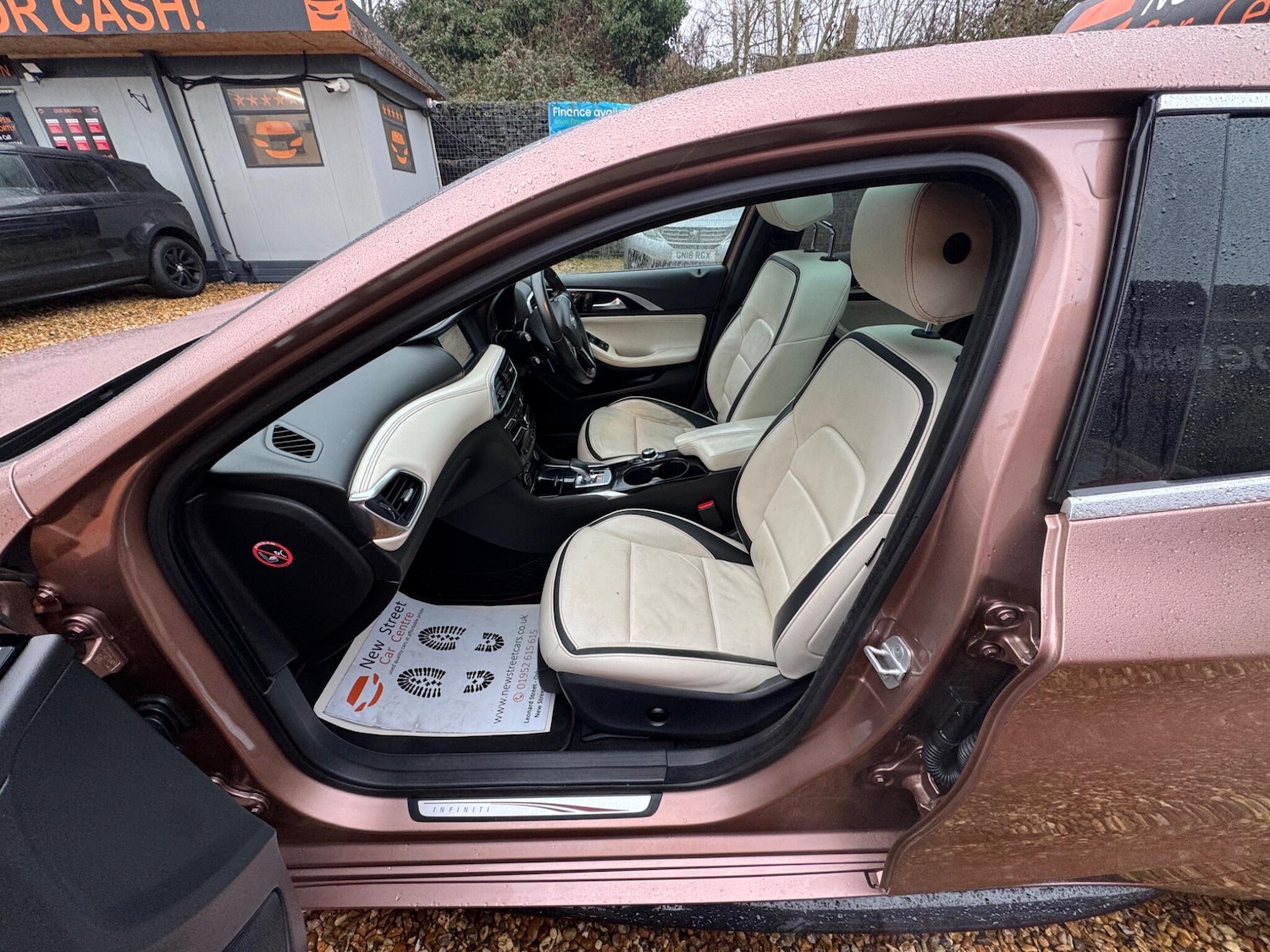 Used Infiniti Q30 2016 for sale - 77278707: Photo 34