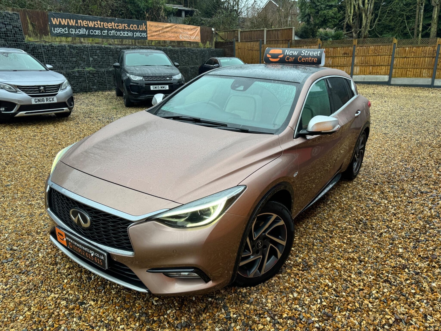 Used Infiniti Q30 2016 for sale - 77278707: Photo 6