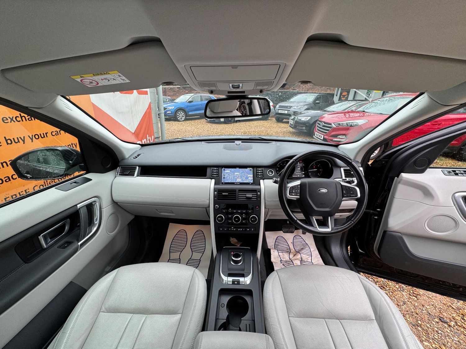 Used Land Rover Discovery Sport 2018 for sale - 76592897: Photo 2
