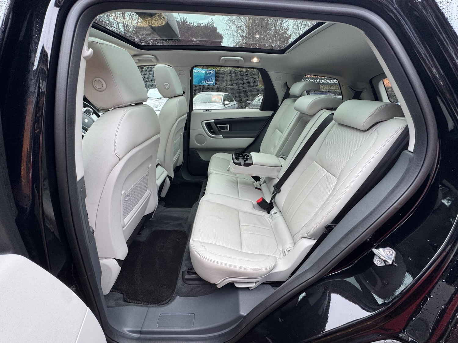 Used Land Rover Discovery Sport 2018 for sale - 76592897: Photo 40