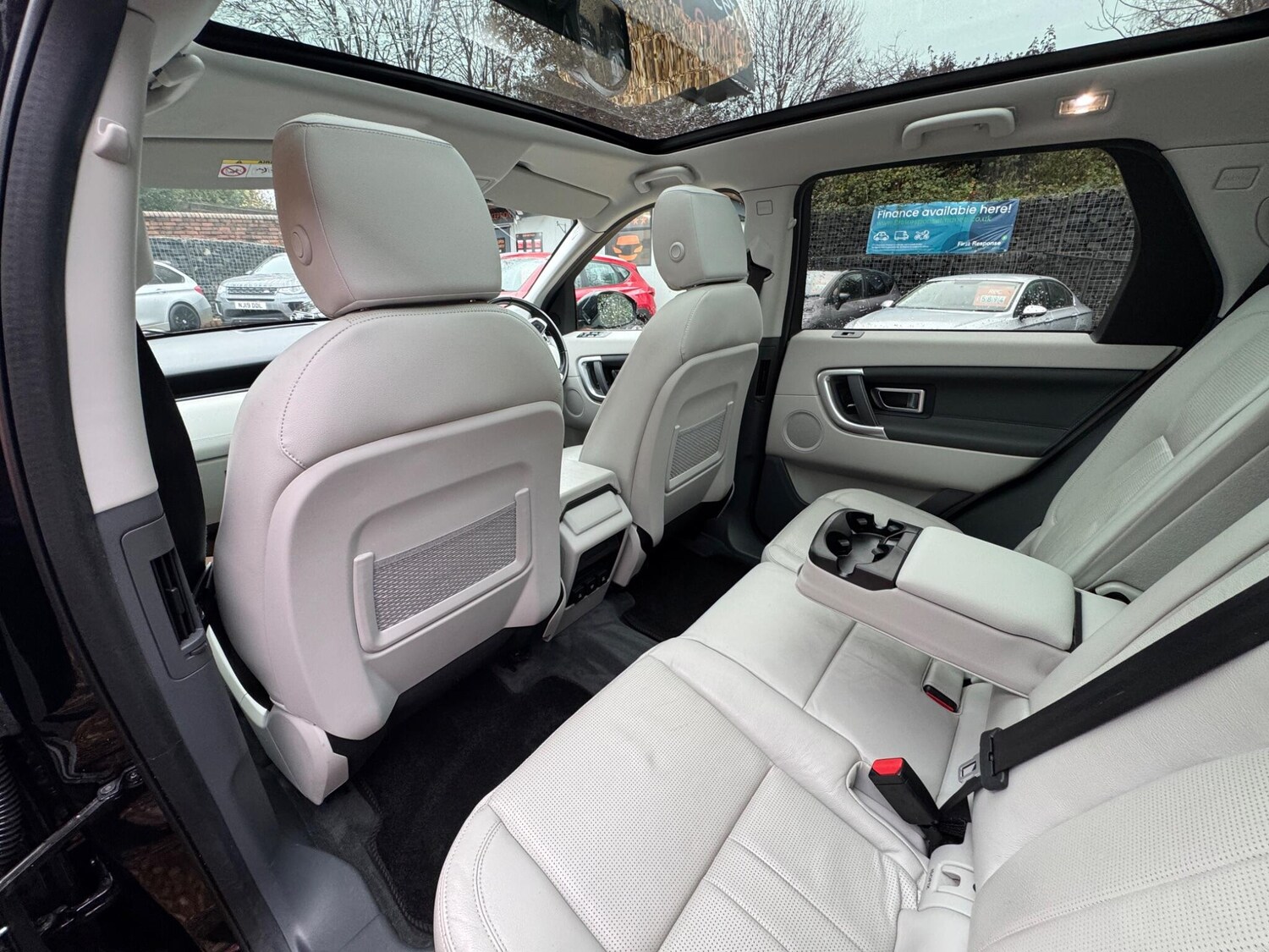 Used Land Rover Discovery Sport 2018 for sale - 76592897: Photo 45