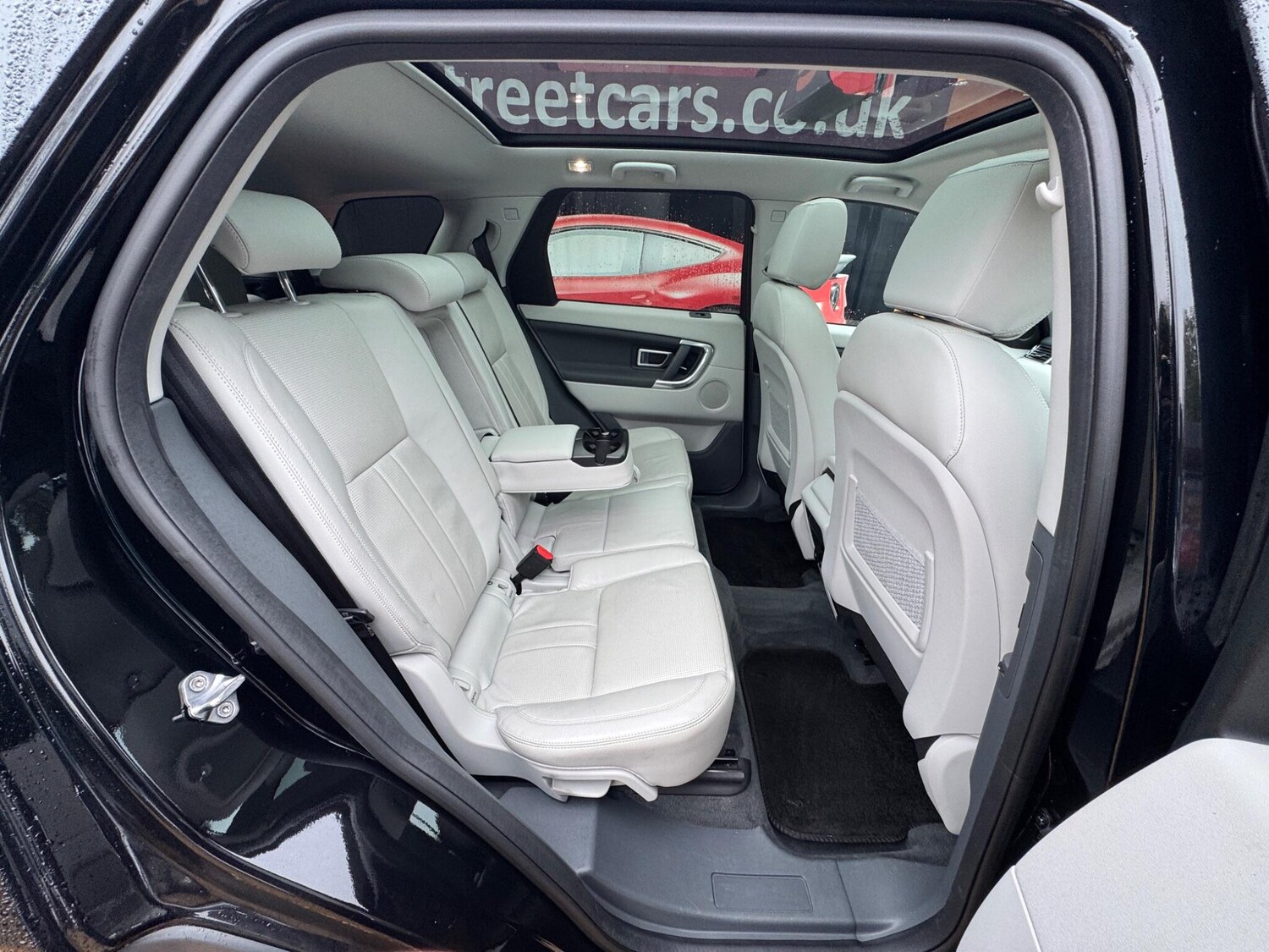 Used Land Rover Discovery Sport 2018 for sale - 76592897: Photo 46