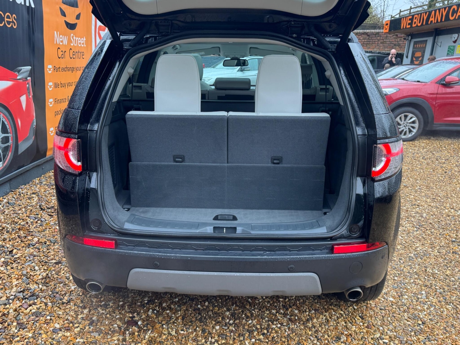 Used Land Rover Discovery Sport 2018 for sale - 76592897: Photo 48