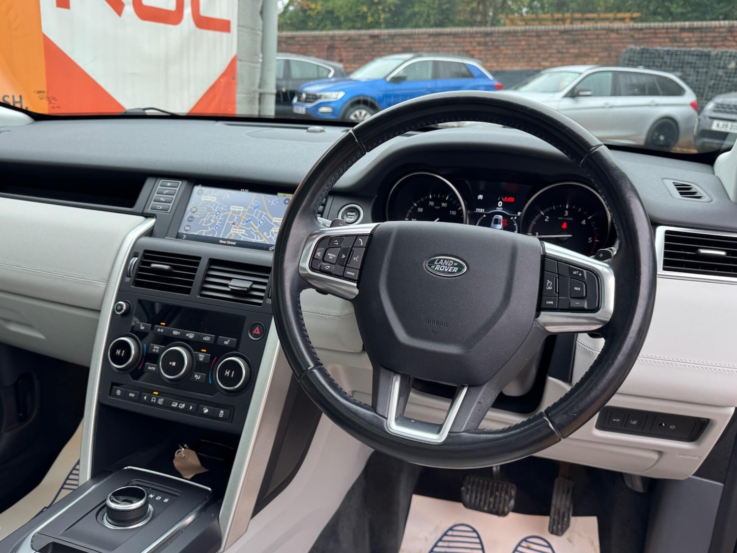 Used Land Rover Discovery Sport 2018 for sale - 76592897: Photo 61