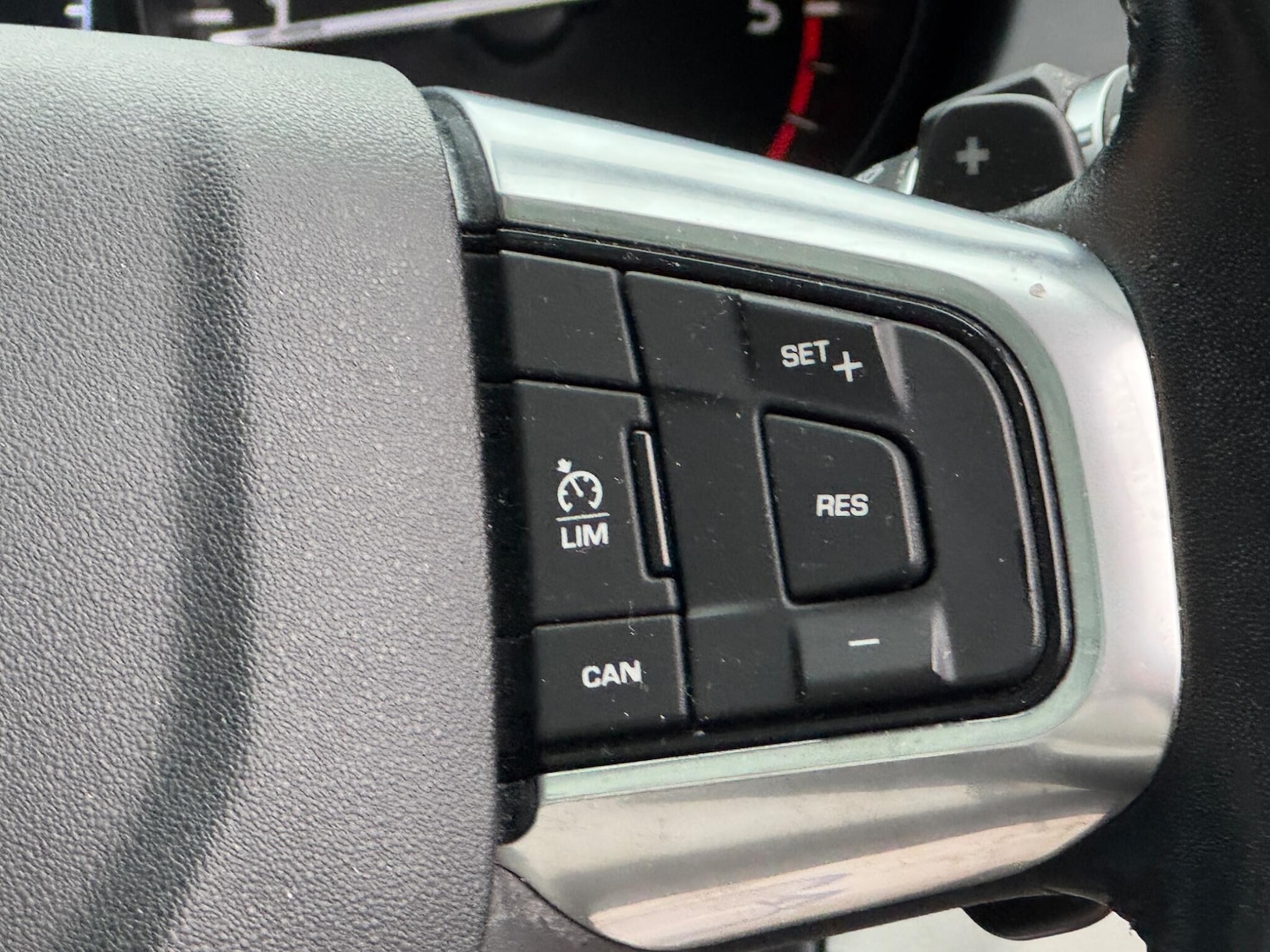 Used Land Rover Discovery Sport 2018 for sale - 76592897: Photo 63