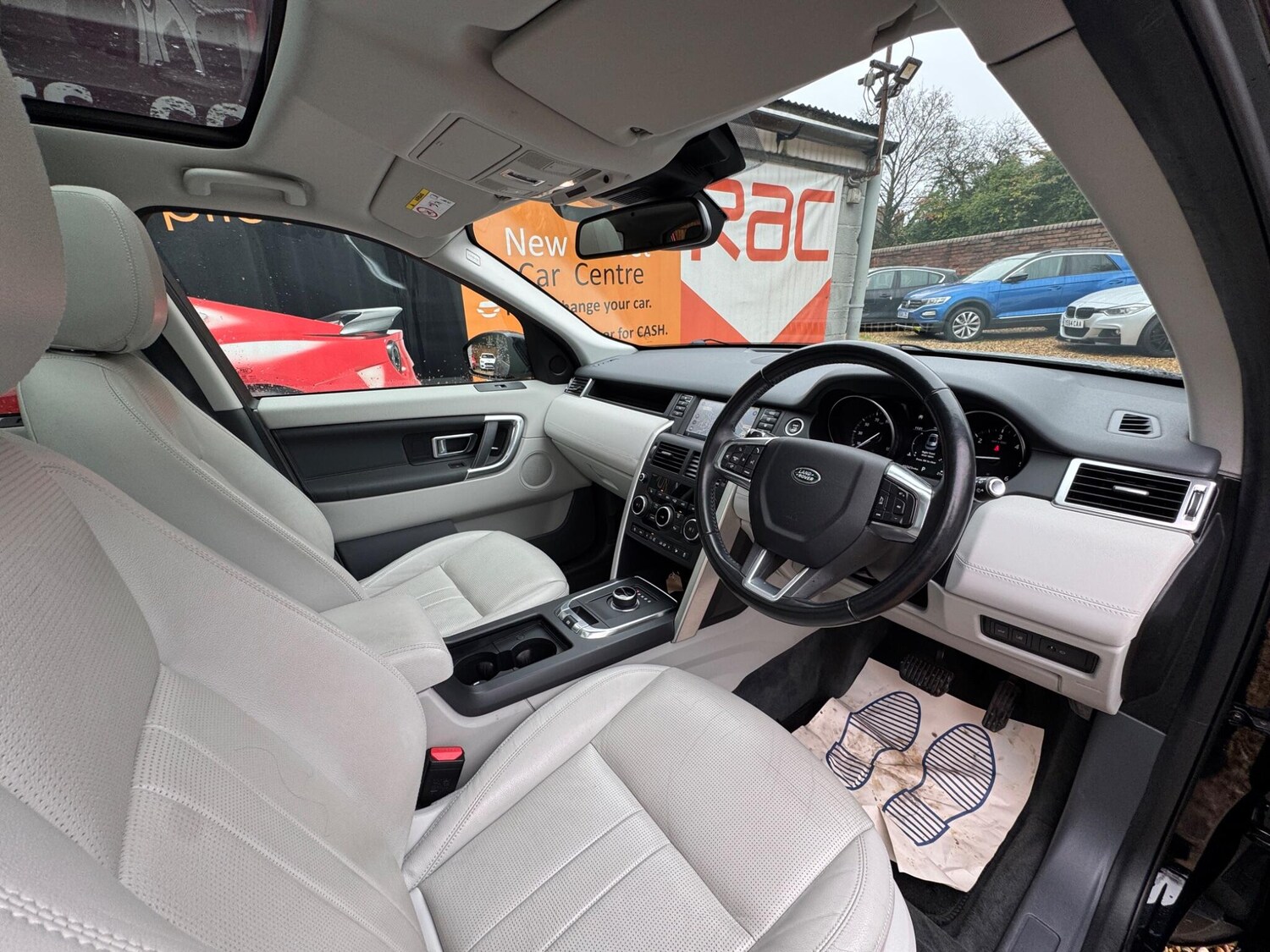 Used Land Rover Discovery Sport 2018 for sale - 76592897: Photo 67