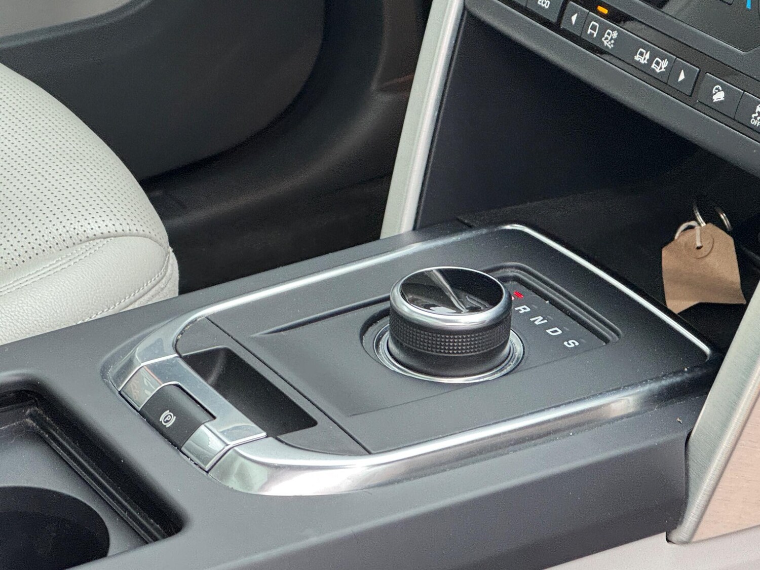 Used Land Rover Discovery Sport 2018 for sale - 76592897: Photo 71