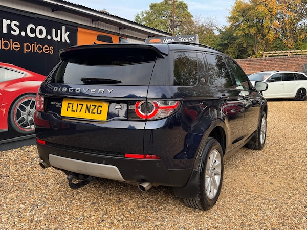Used Land Rover Discovery Sport 2017 for sale - 76247411: Photo 10