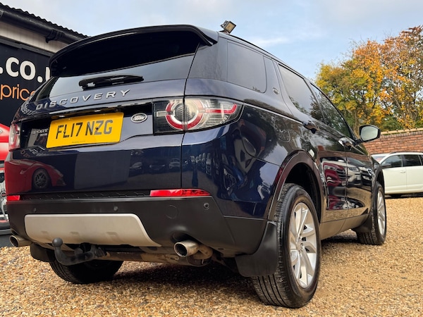Used Land Rover Discovery Sport 2017 for sale - 76247411: Photo 16