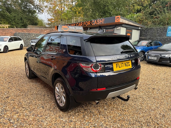 Used Land Rover Discovery Sport 2017 for sale - 76247411: Photo 23