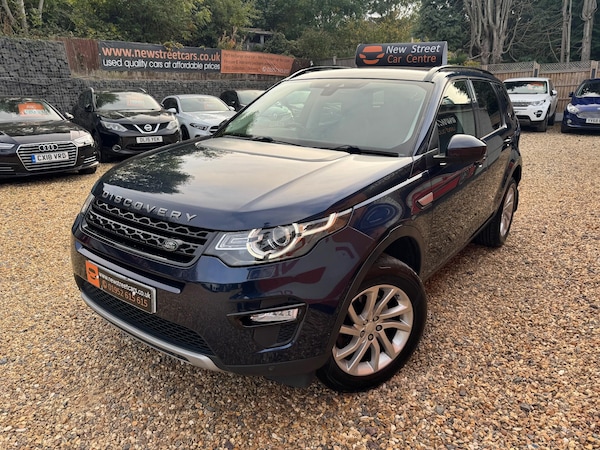 Used Land Rover Discovery Sport 2017 for sale - 76247411: Photo 31
