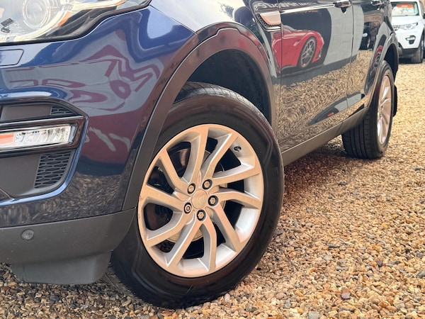 Used Land Rover Discovery Sport 2017 for sale - 76247411: Photo 36